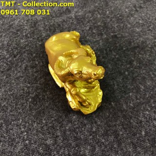 Tượng Con Trâu Vàng, bằng nhựa được phủ một màu vàng, bền màu và chắc chắn; 10 x 5.5 x 7cm(Dài X Rộng X Cao) - SP005039