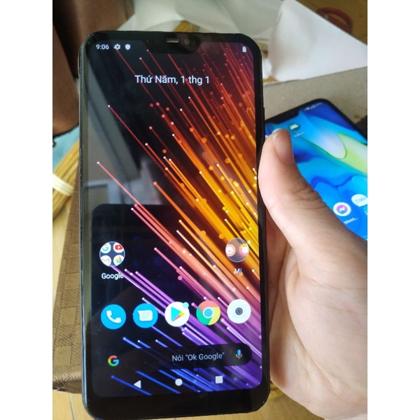 thanh lý đt Mi A2 Lite_màn tai thỏ