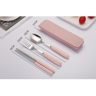 Bộ đũa thìa dĩa Inox cán gỗ(kèm hôp)