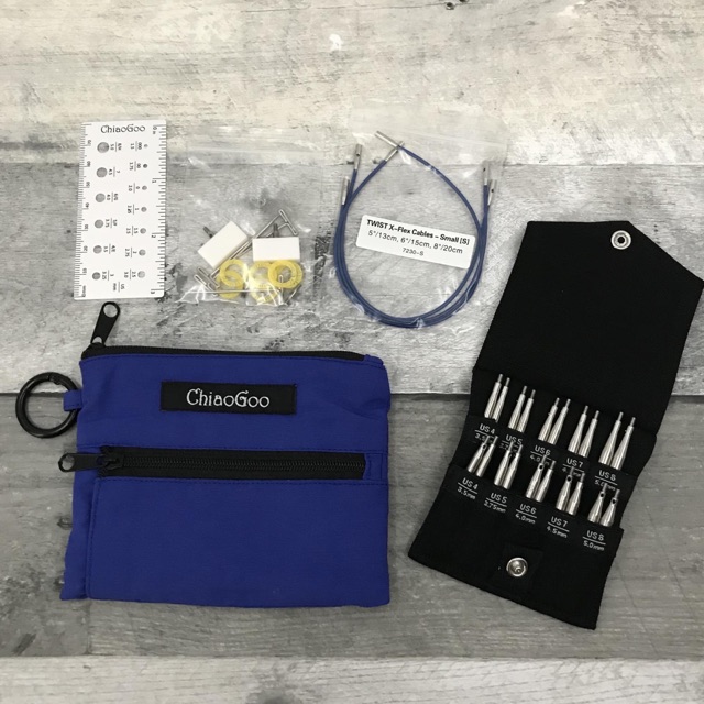 Chiaogoo short blue