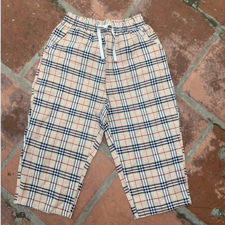 Quần lửng caro xinh xắn cho bé gái 25-40kg