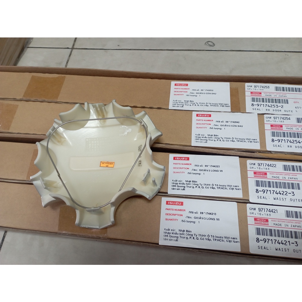 Nắp chụp mâm bánh xe ISUZU Hilander hàng chính hãng