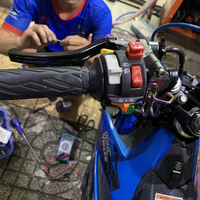 Cùm công tắc Halowin