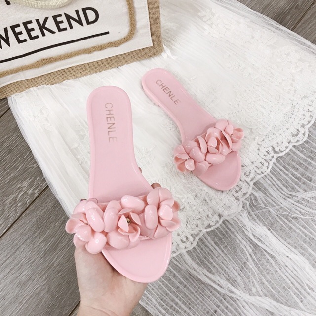Dép lê nhựa hoa