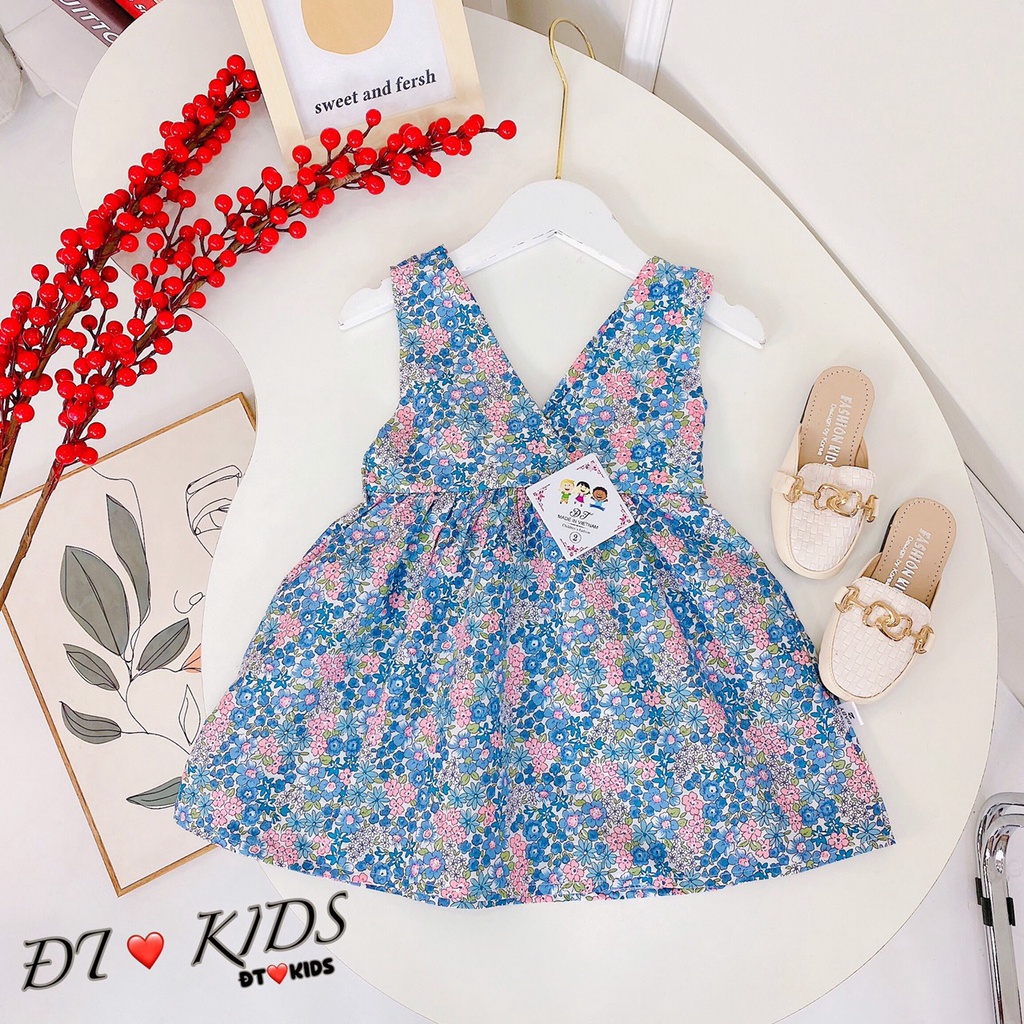 Váy thô hàn nơ hồng sau lưng cho bé gái