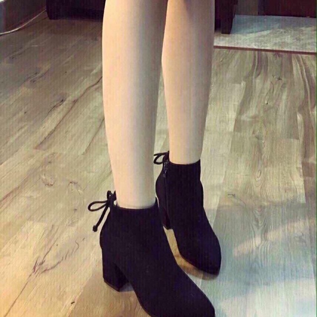 Boots nơ sau da lộn 5p