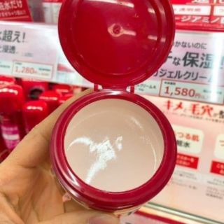 Kem dưỡng da Aqualabel Shiseido màu đỏ