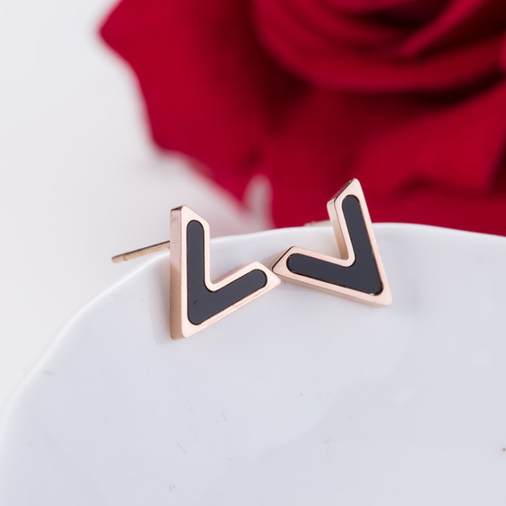 Bộ 3 Đôi Bông Tai Titan Không Đen TT 1754