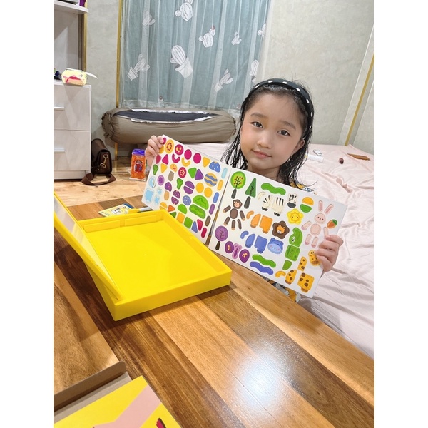 BẢNG HỌC SÁNG TẠO bút dễ xóa và các hình đính nam châm Quà tặng từ SIMILAC