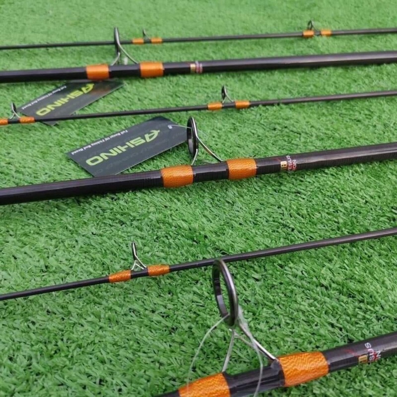 Cần câu hãng ASHINO BLACK MAX -Cần câu cá cán gỗ carbon toàn thân