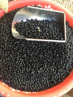Đỗ đen xanh lòng (1kg)