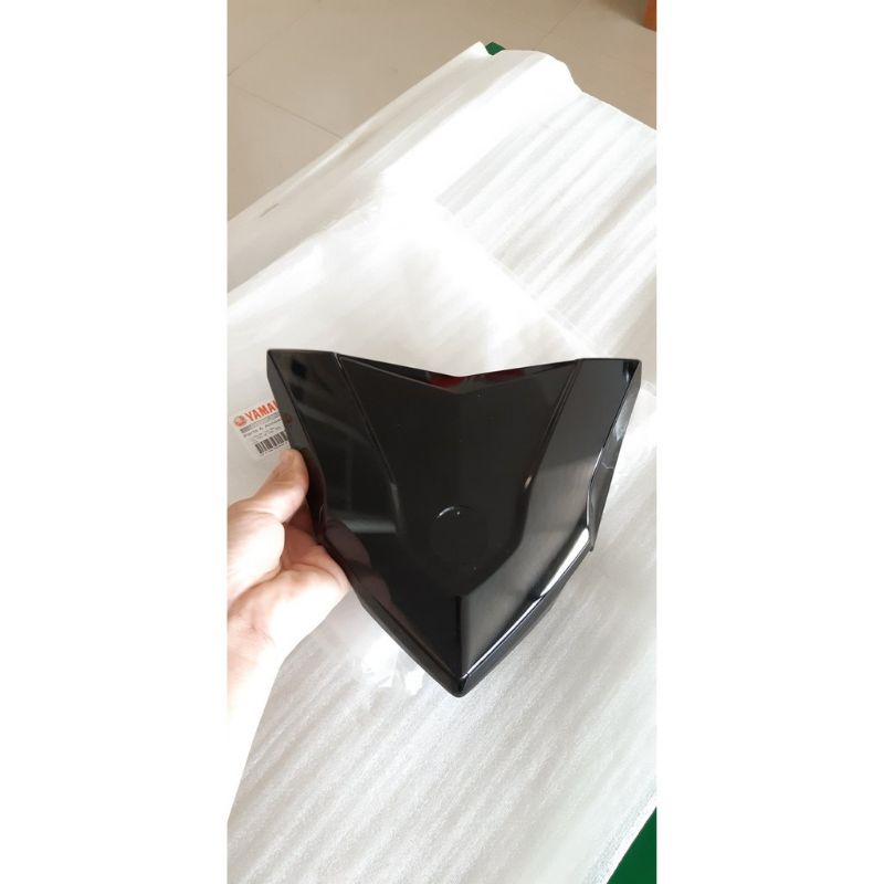 Nắp ốp đầu trước Nouvo 6 Đen bóng chính hãng Yamaha