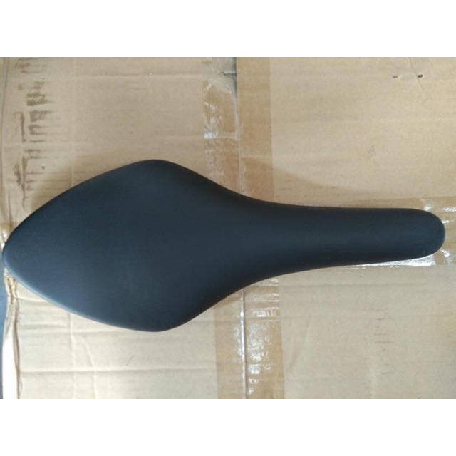 Yên Lá Xe Đạp Mỏng Và Nhẹ Phù Hợp Cho FixedGear