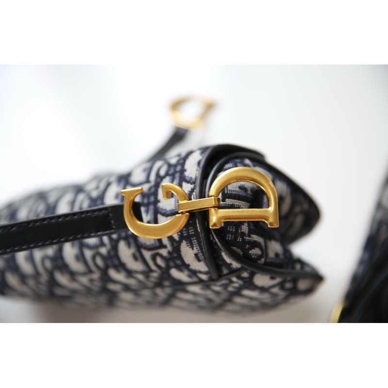 Túi đeo chéo yên ngựa di..or