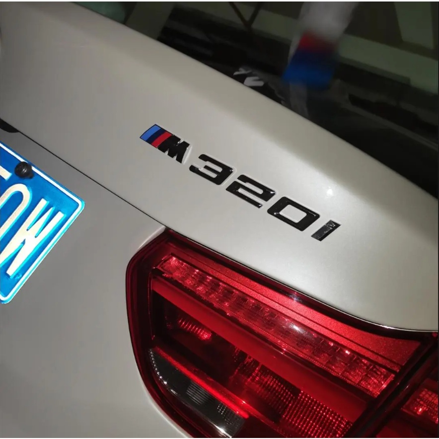 Phụ Kiện Trang Trí Đuôi Xe bmw 320i 325i 330i