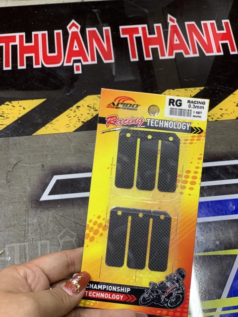 PHÍP LƯỠI GÀ CACBON SPORT - RGV