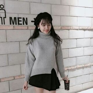 Áo len cổ lọ xẻ tà