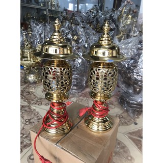 ĐÔI ĐÈN THỜ BẰNG ĐỒNG (CẮm ĐIỆN CAO 37cm)