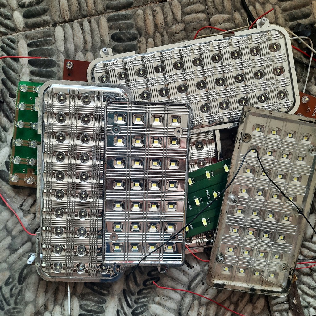 đèn led sáng 3v/5v/12v các loại...hàng cũ tháo