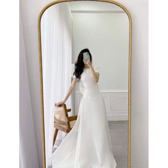 Váy cưới trắng nơ sau lưng cổ tròn phối viềng có tay