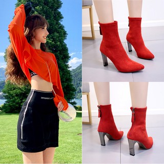 Giày boot nữ cổ lửng đế 8cm da lộn màu đỏ GBMN-01R2