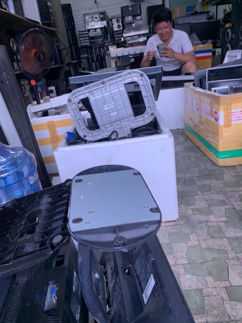 [Mã 157ELSALE hoàn 7% đơn 300K] Màn hình Lcd 17” ko chân đế panel sáng đẹp | BigBuy360 - bigbuy360.vn