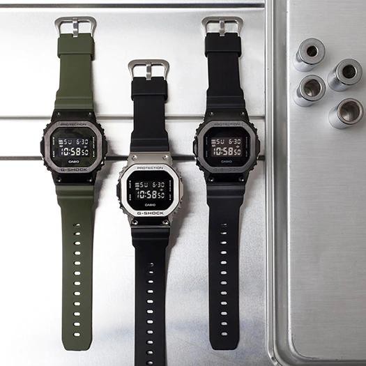 Đồng hồ Nam Dây Nhựa Casio G-Shock GM-5600B-1 chính hãng bảo hành 5 năm Pin trọn đời