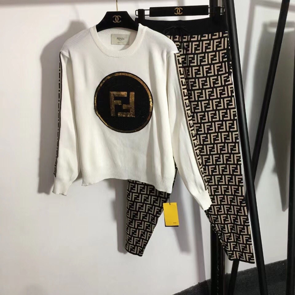 2 Cái  Suit Fendi! Bộ ÁO Thun DàI Tay + QuầN DàI DáNg RộNg Cho Nam