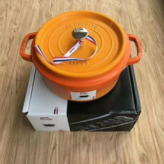 Nồi gang tráng men Staub la cocotte 24cm