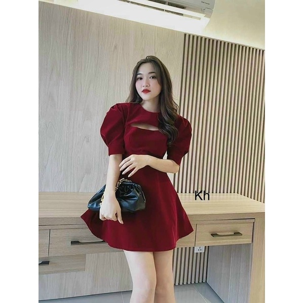 ĐẦM NHUNG XẺ NGỰC CÓ MÚT