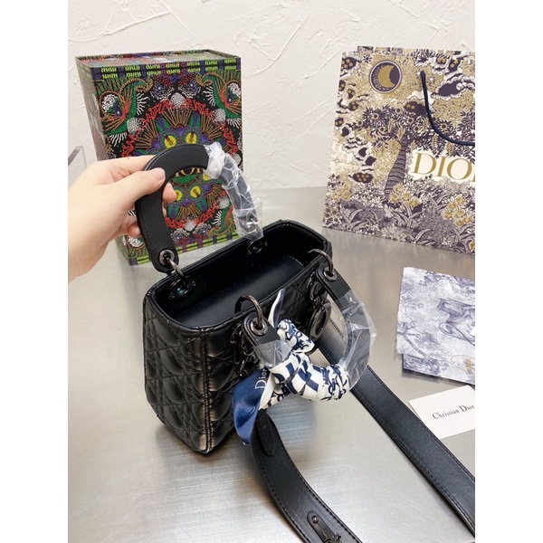 TÚI DIOR LADY DA LÌ 5 Ô TAG BẠC ABC size 20cm