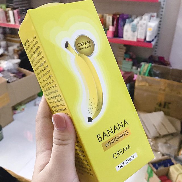 Gel Tẩy Da Chết Banana Whitening Cream 250g