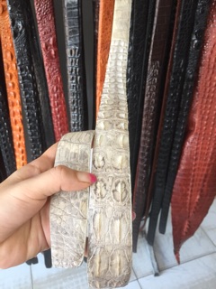 Thắt lưng da cá sấu