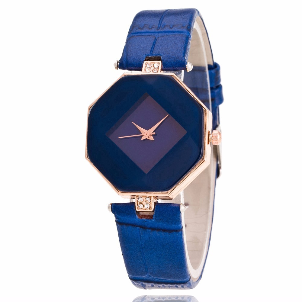 Đồng hồ dây da mặt tròn đính đá thời trang cho nữ | BigBuy360 - bigbuy360.vn