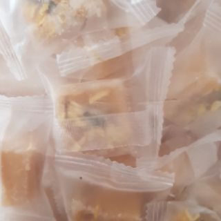 Trà hoa cúc đường phèn mật ong
