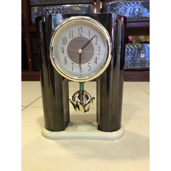 Đồng hồ để bàn Seiko