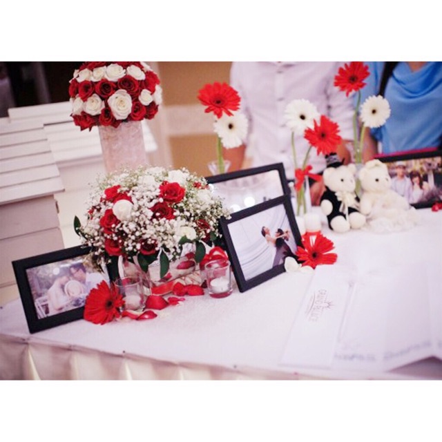 combo 10 khung ảnh để tiệc cưới 13.18cm mặt kính tặng luôn chân để bàn | BigBuy360 - bigbuy360.vn