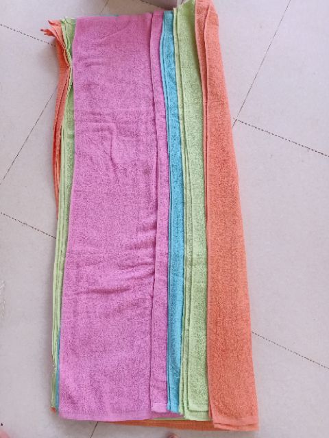 Khăn tắm to giá rẻ hàng đẹp. Dài 1m2x60cm đủ màu