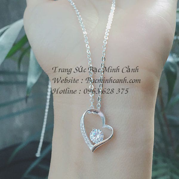 Dây chuyền trái tim pha lê