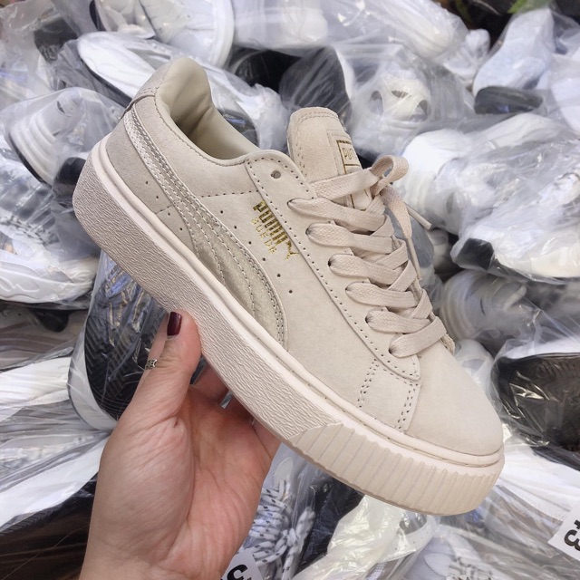 Giày thể thao kiểu dáng mới dáng xinh hot da nỉ màu kem