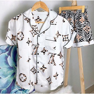 Đồ bộ nữ Pijama Satin - tay ngắn quần ngắn LV trắng