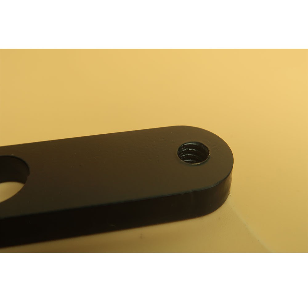 Pat chân kính sắt lắp đèn trợ sáng