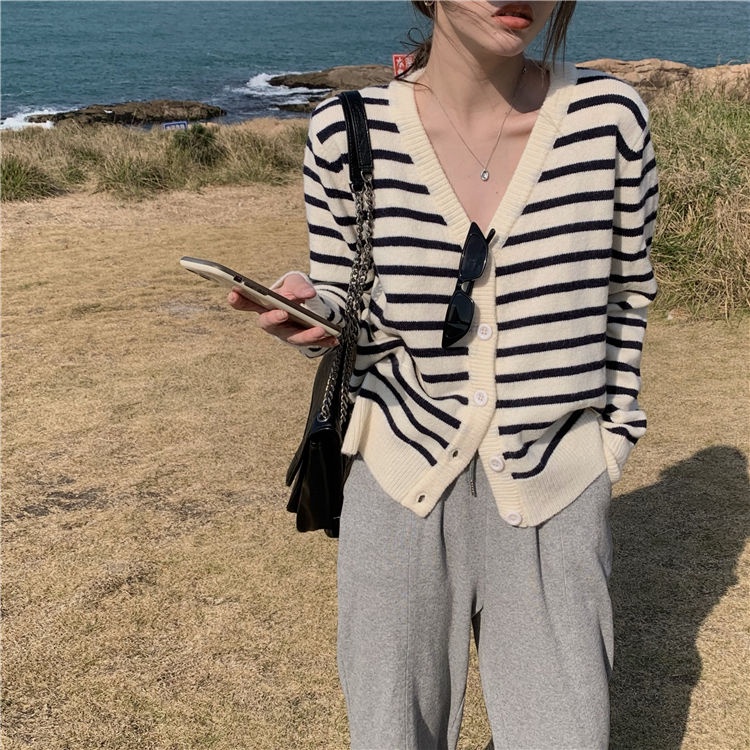 Áo khoác cardigan dệt kim mỏng dáng rộng kẻ sọc phong cách Hàn Quốc tùy chọn màu sắc xinh xắn cho nữ