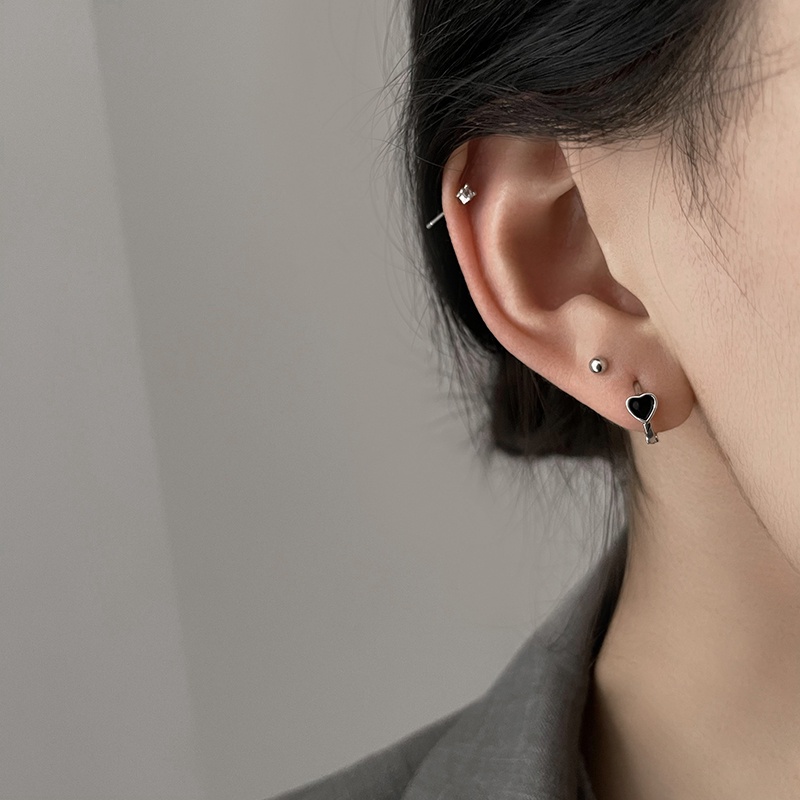 Bông Tai Hình Trái Tim Màu Đen Phong Cách Retro Hàn Quốc 19A1056