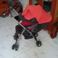 Xe đẩy Combi