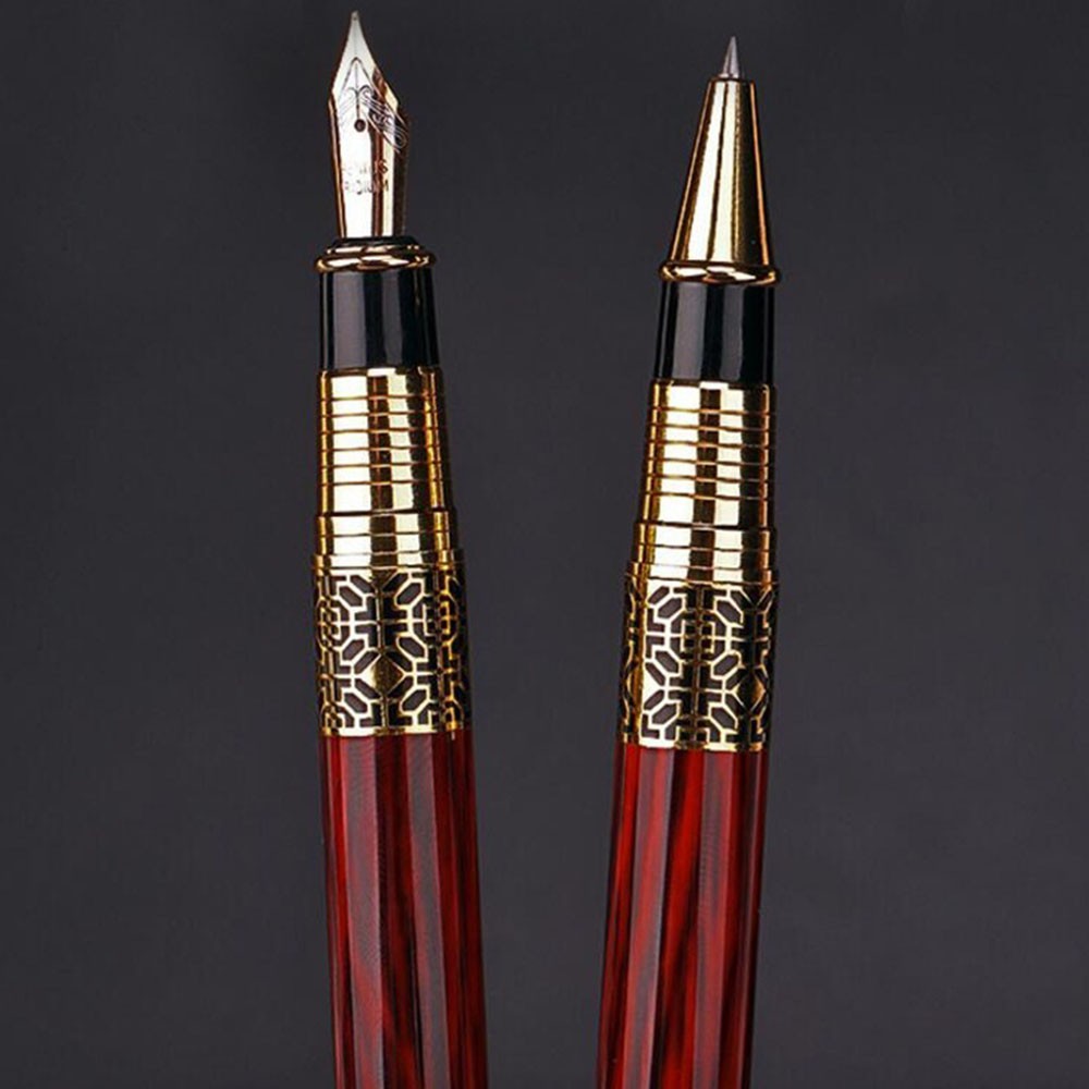 Bút bi ngòi 0.5mm kiểu dáng sang trọng