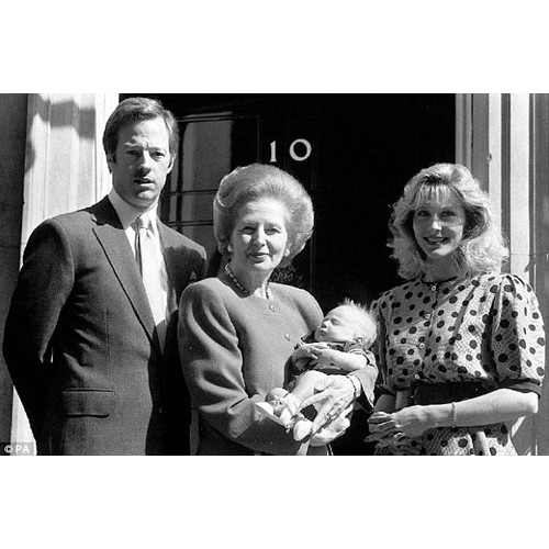 Sách - Margaret Thatcher - Hồi Ký Bà Đầm Thép