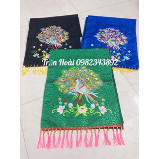 Khăn áo hầu đồng - Khăn Chầu gấm thường