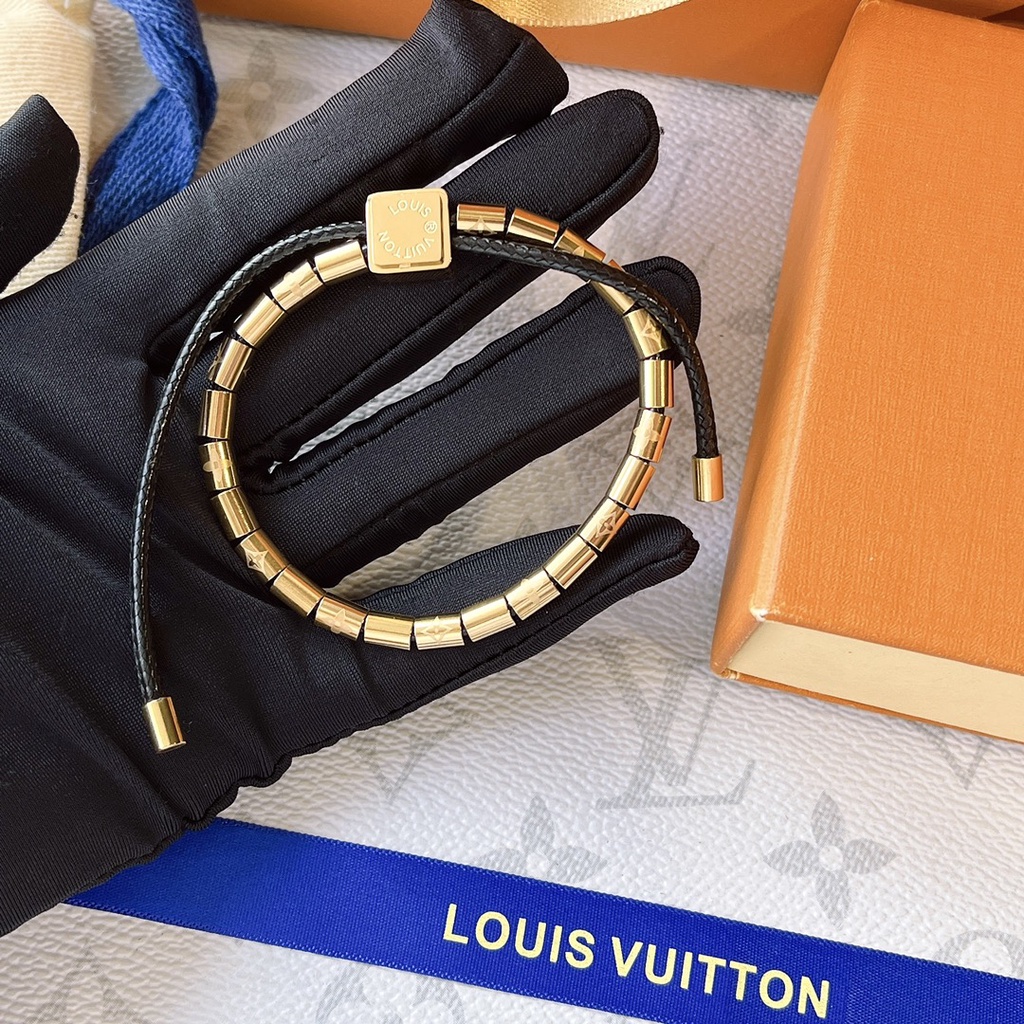Lv Vòng Tay Louis Vuitton Bằng Thép Titan Dát Khảm Chữ Đơn Giản Cổ Điển Sang Trọng Không Phai Màu Không Phai Cho Nam Và Nữ