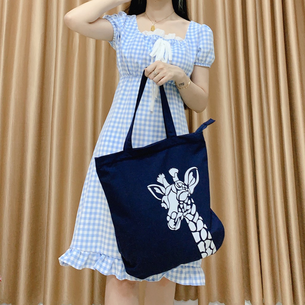 Váy đầm kẻ sọc Caro tiểu thư, bánh bèo phối ren cổ vuông ôm dáng nhíu viền voan ngực